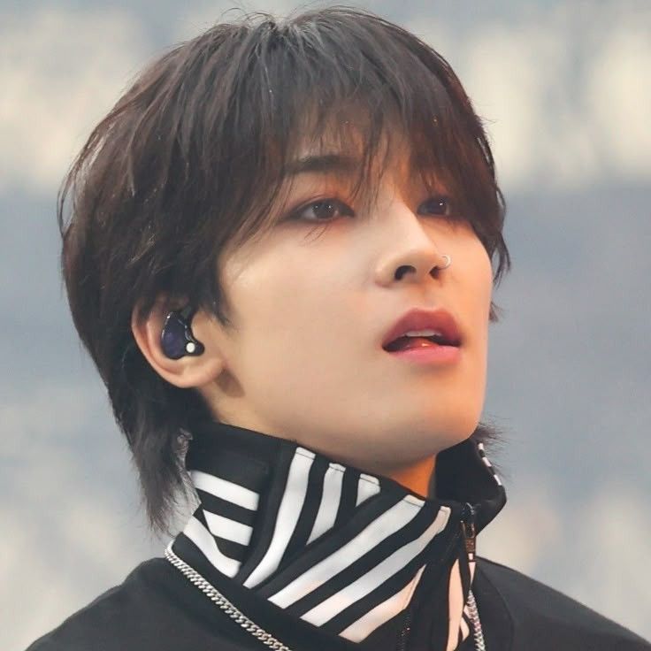 Latest photo of Wonwoo (SEVENTEEN)