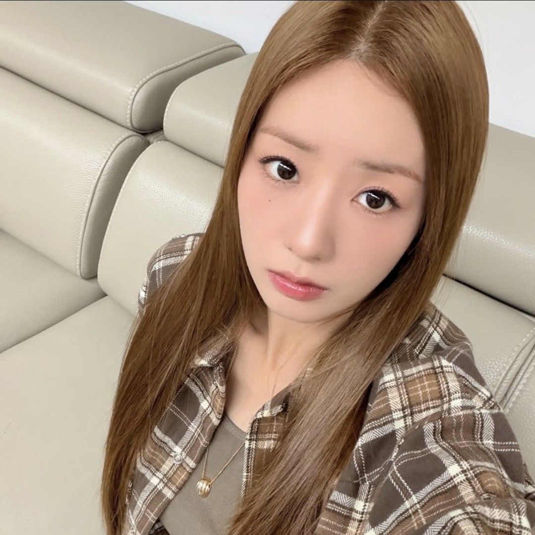 A moment captured by Yoon Bomi (Apink)'s fan