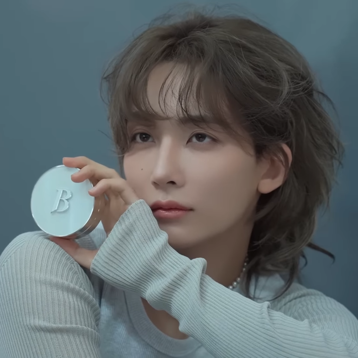 Recent activity shot of Jeonghan (SEVENTEEN)