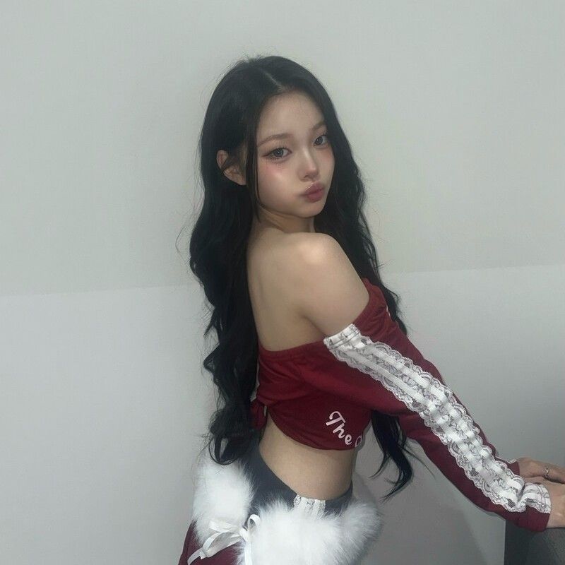 Behind-the-scenes cut of Park Boeun (CLASS:y)