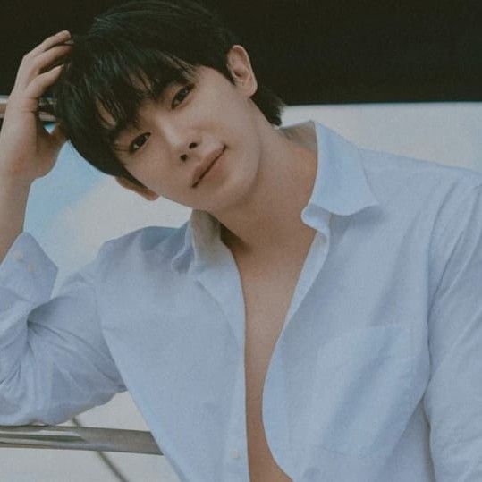 Behind-the-scenes cut of Wonho