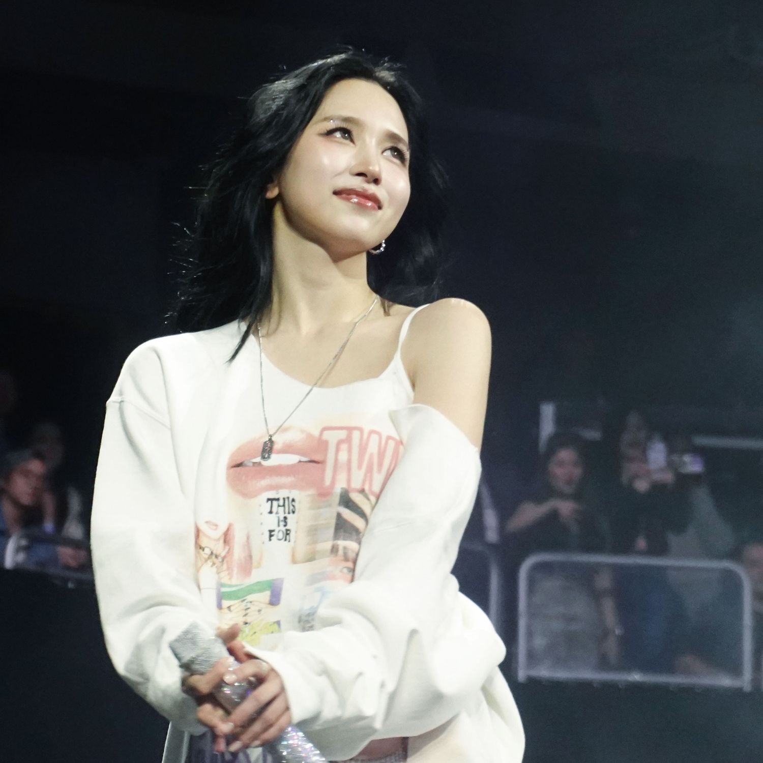 Mina (TWICE)粉丝拍下的瞬间