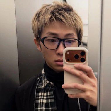 Behind-the-scenes cut of BTS