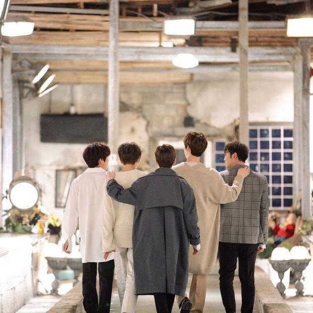 뉴이스트의 최신 사진