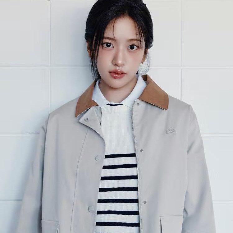 안유진 (IVE) 최근 활동샷