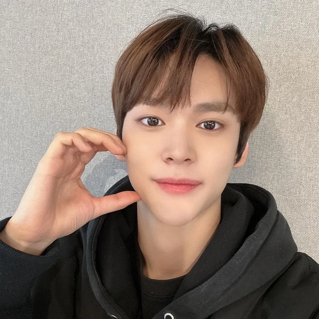 Behind-the-scenes cut of Eunseok (RIIZE)