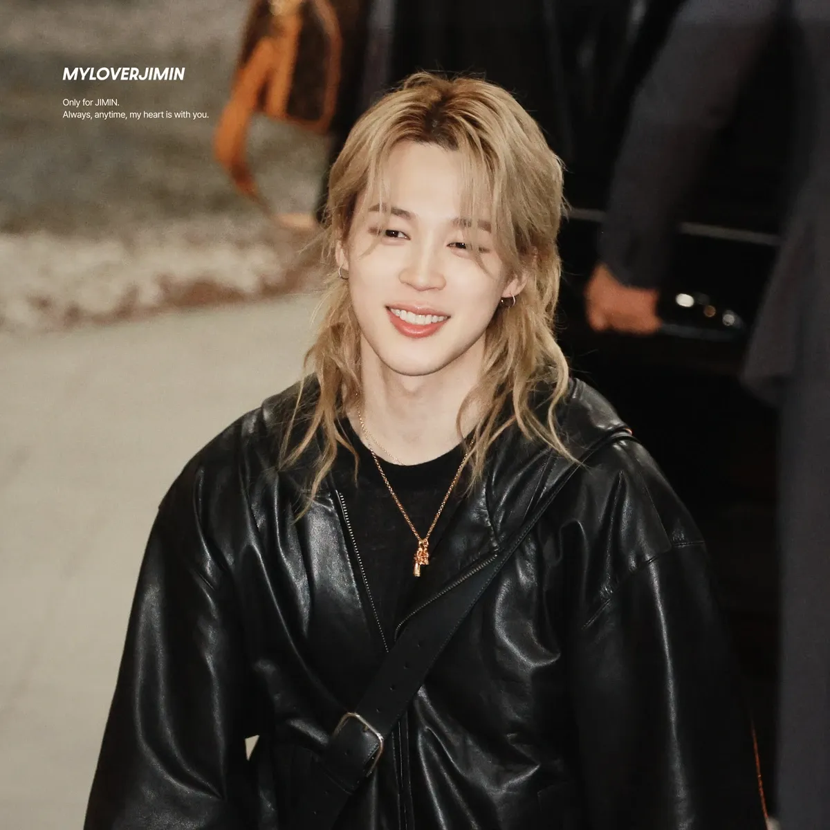 Foto aktivitas terbaru Jimin (BTS)