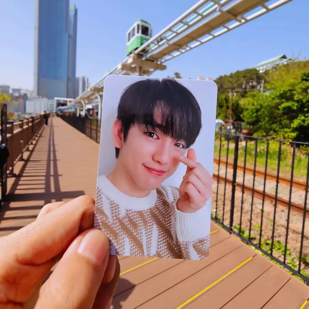 珍荣 (GOT7)的最新活动照片