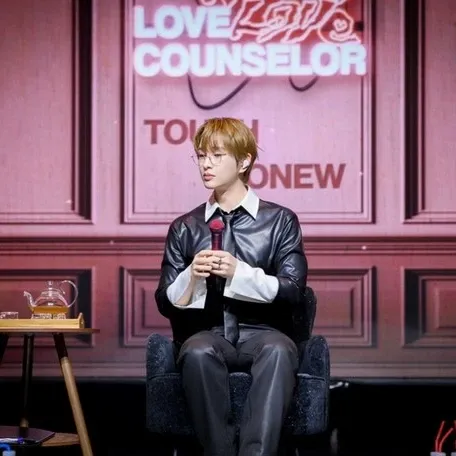 Recent activity shot of Onew (SHINee)