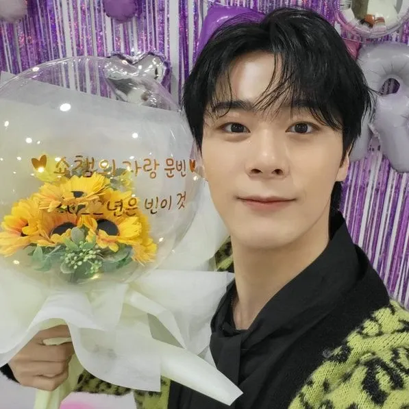 Behind-the-scenes cut of Moonbin (ASTRO)