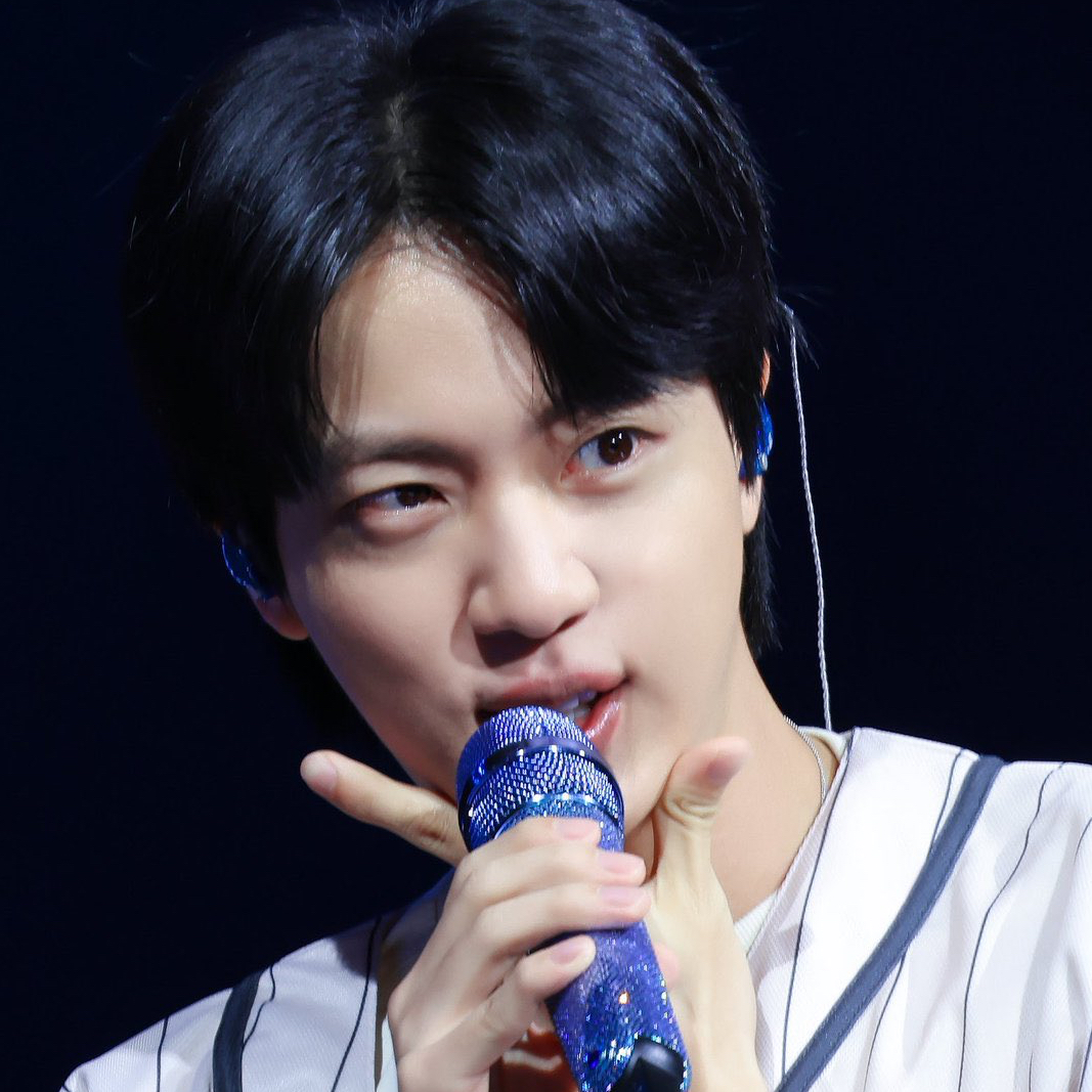 진 (방탄소년단)의 비하인드 컷