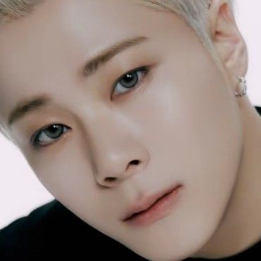 Latest photo of Moonbin (ASTRO)