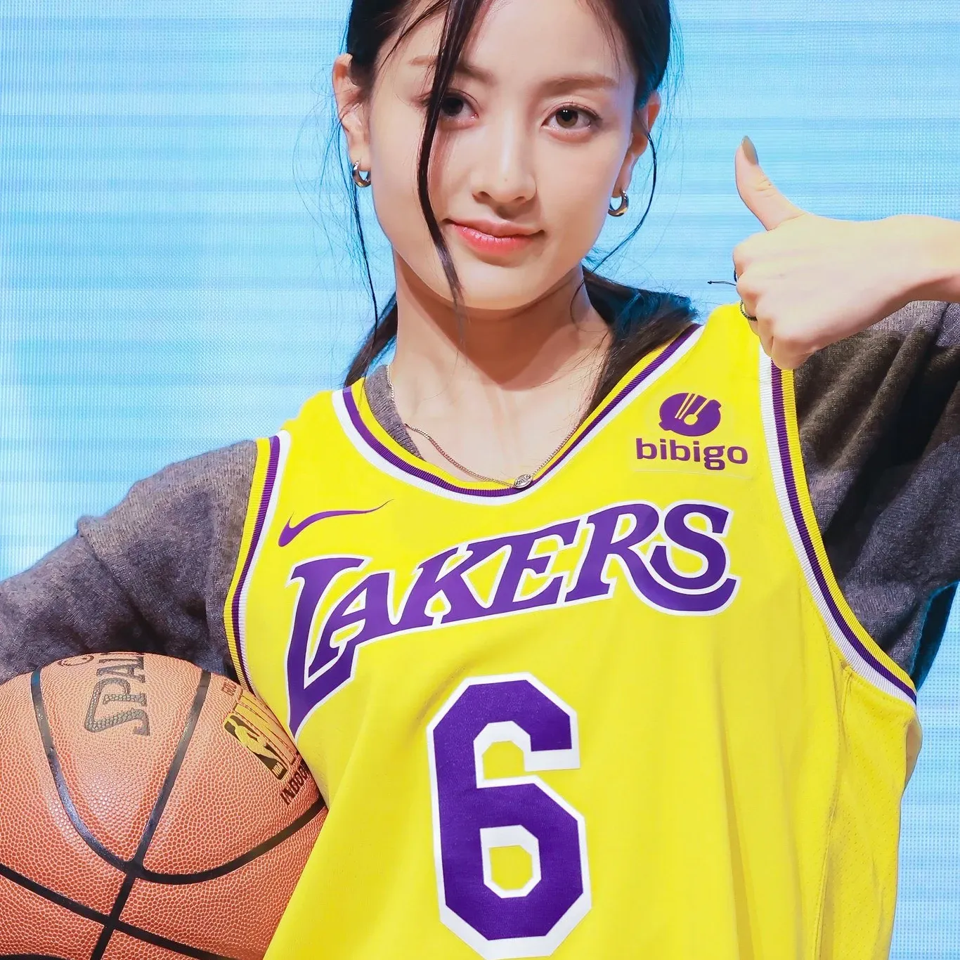 Momen yang diabadikan oleh penggemar TWICE