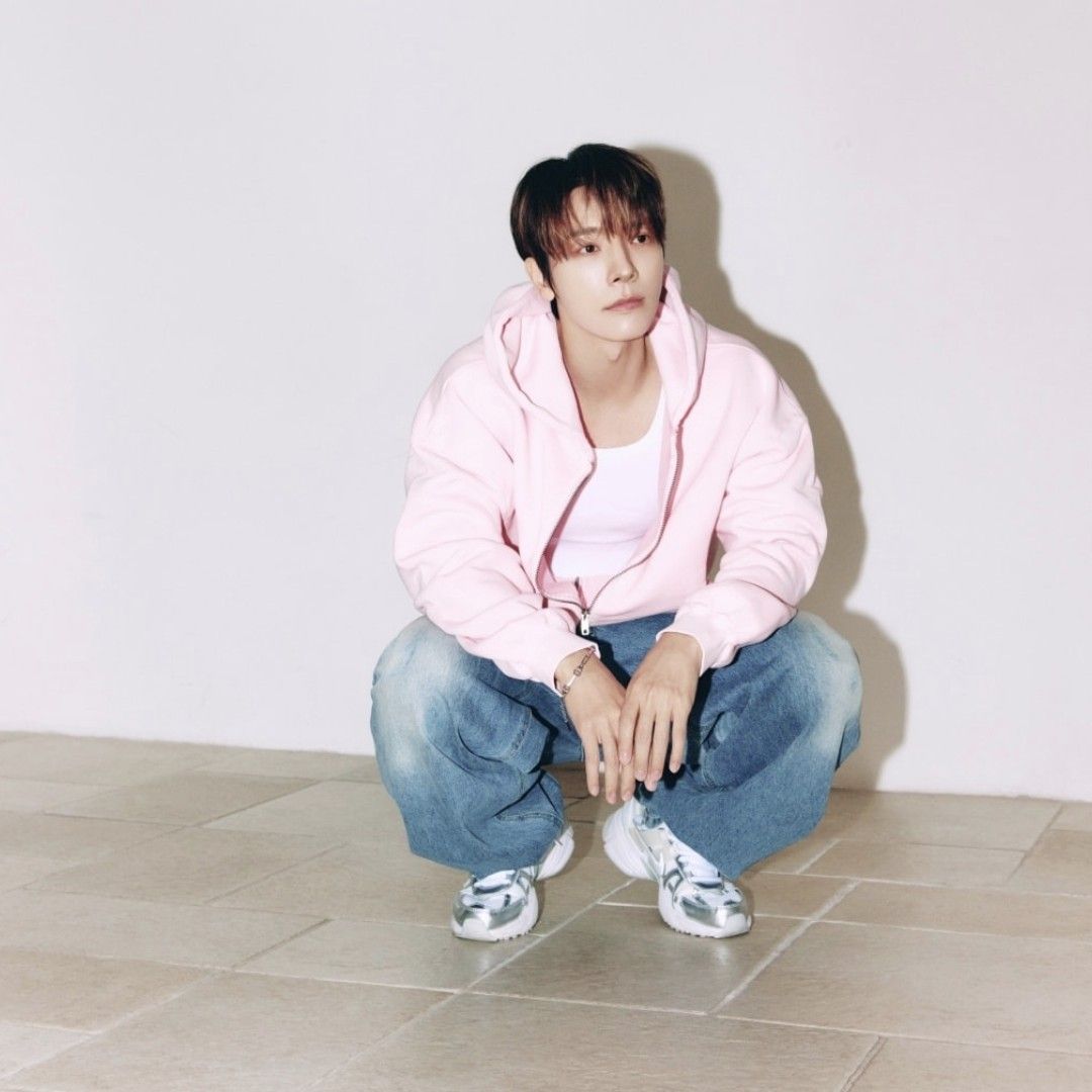 Foto aktivitas terbaru Donghae (Super Junior)