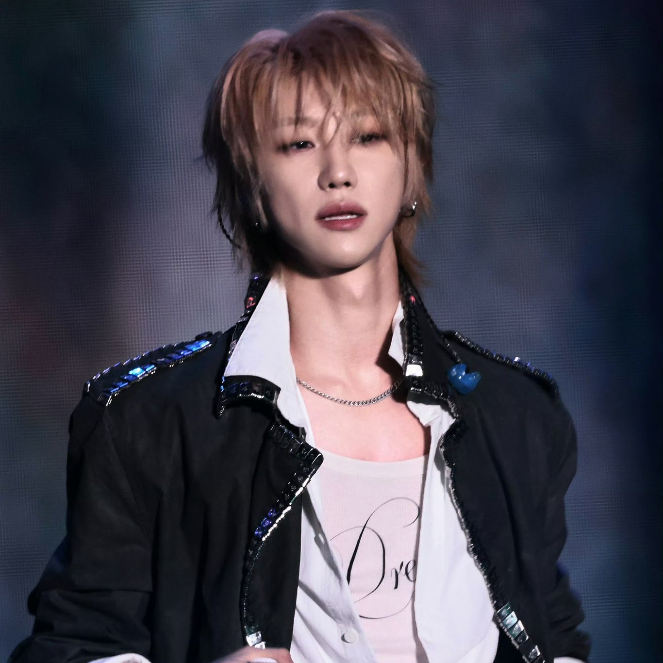 Behind-the-scenes cut of The 8 (SEVENTEEN)