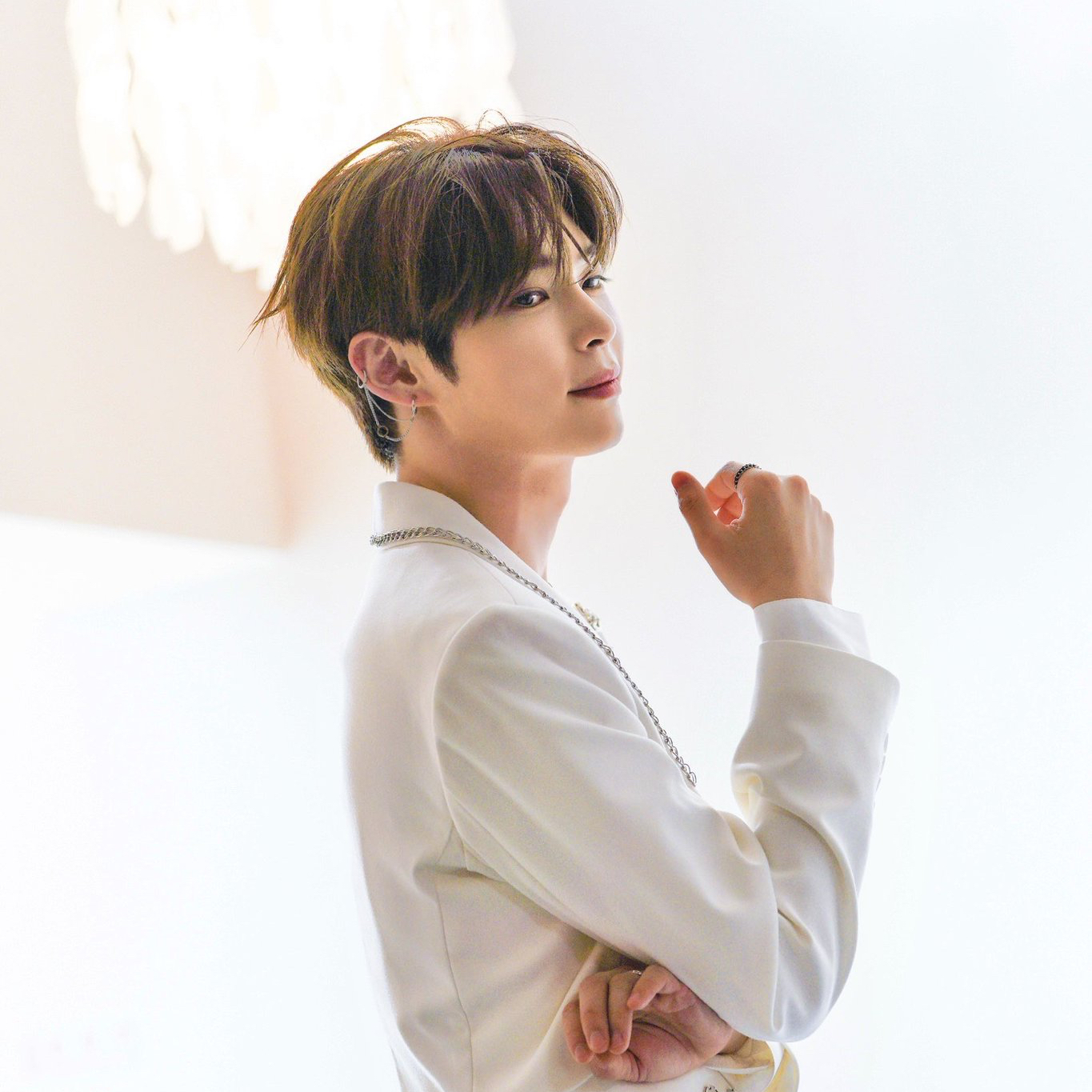 ソン・ハンビン (ZEROBASEONE)の舞台裏ショット