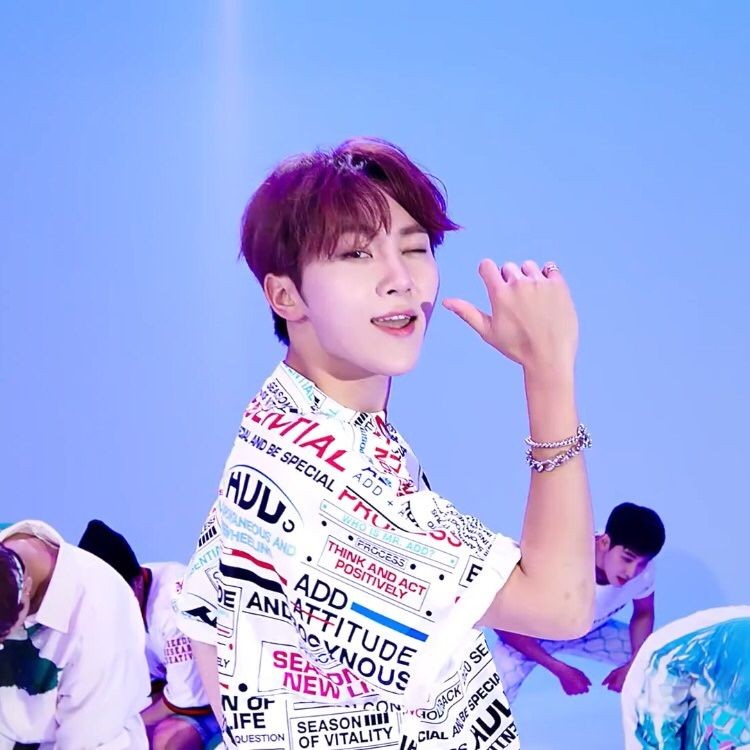 Latest photo of Seungkwan (SEVENTEEN)