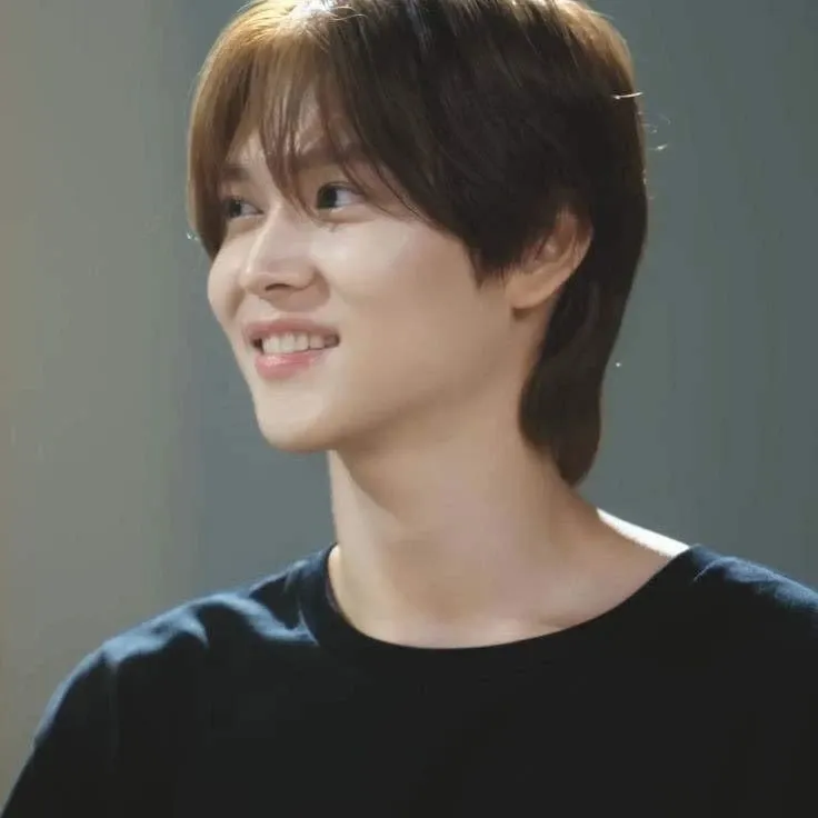 Recent activity shot of Eunseok (RIIZE)