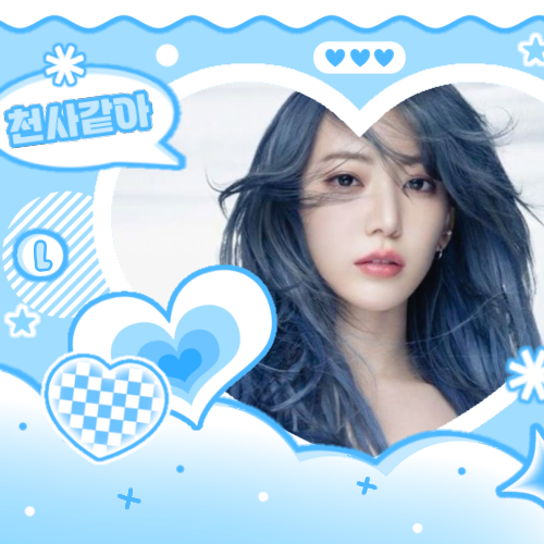 Latest photo of LE SSERAFIM