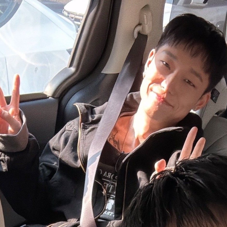 Latest photo of BOBBY (iKON)