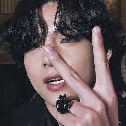 V (防弹少年团)粉丝拍下的瞬间