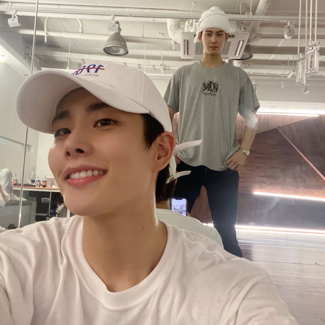 Behind-the-scenes cut of Eunwoo (ASTRO)