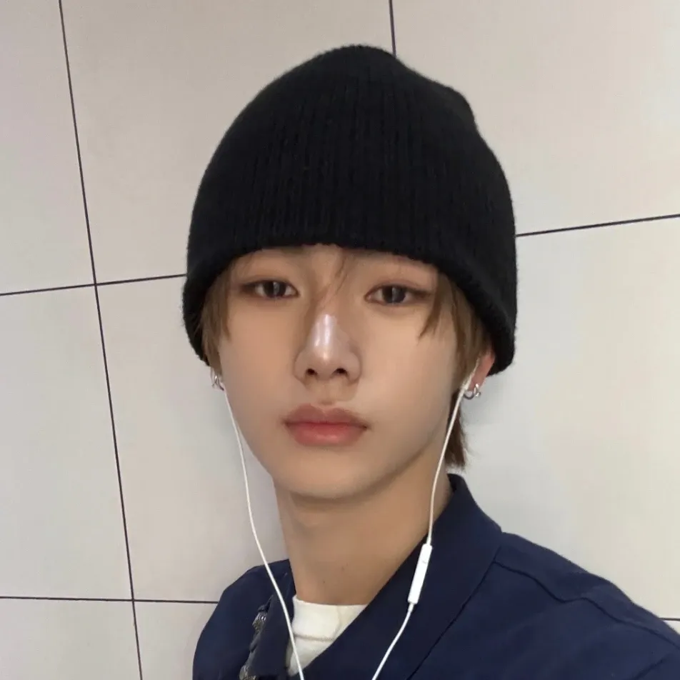 Behind-the-scenes cut of Zhou Anxin (ALPHA DRIVE ONE)