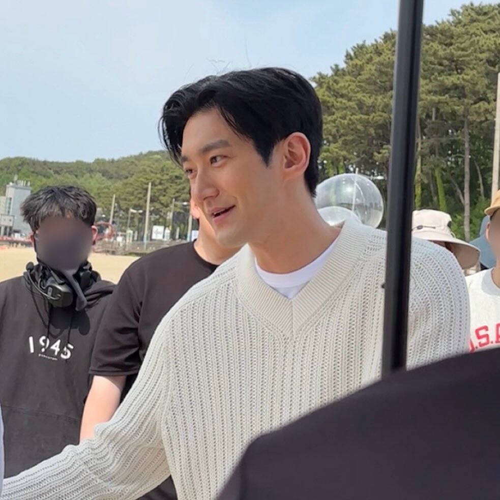 Recent activity shot of Siwon (Super Junior)