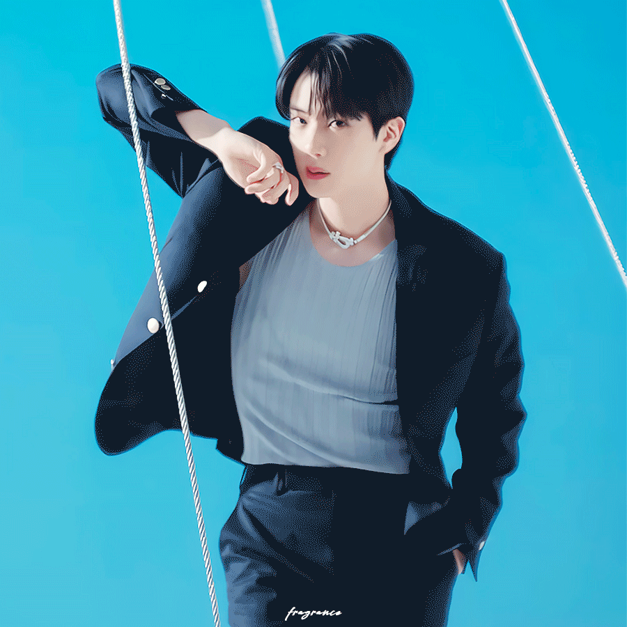 ジン (BTS)の最新写真