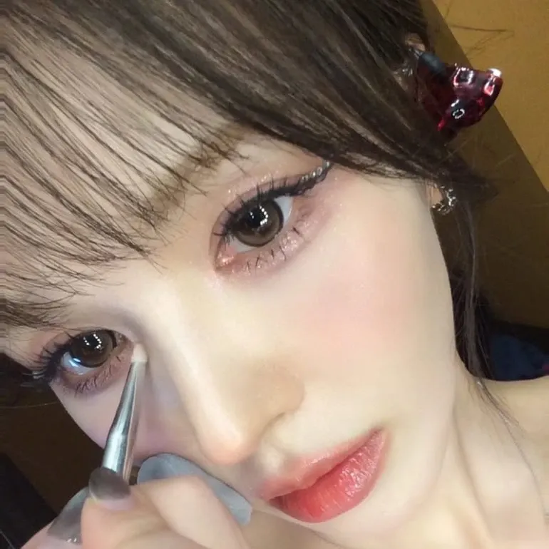 Recent activity shot of Wendy (Red Velvet)