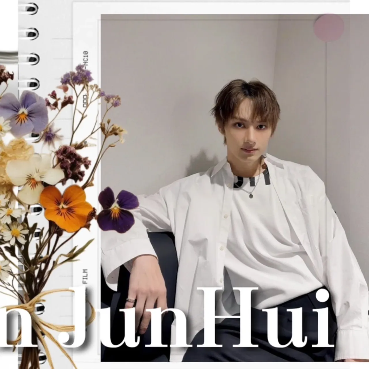 Latest photo of Jun (SEVENTEEN)