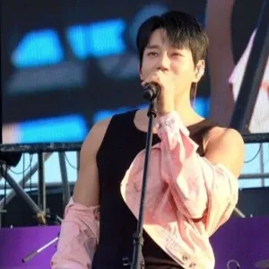 황치열 최근 활동샷