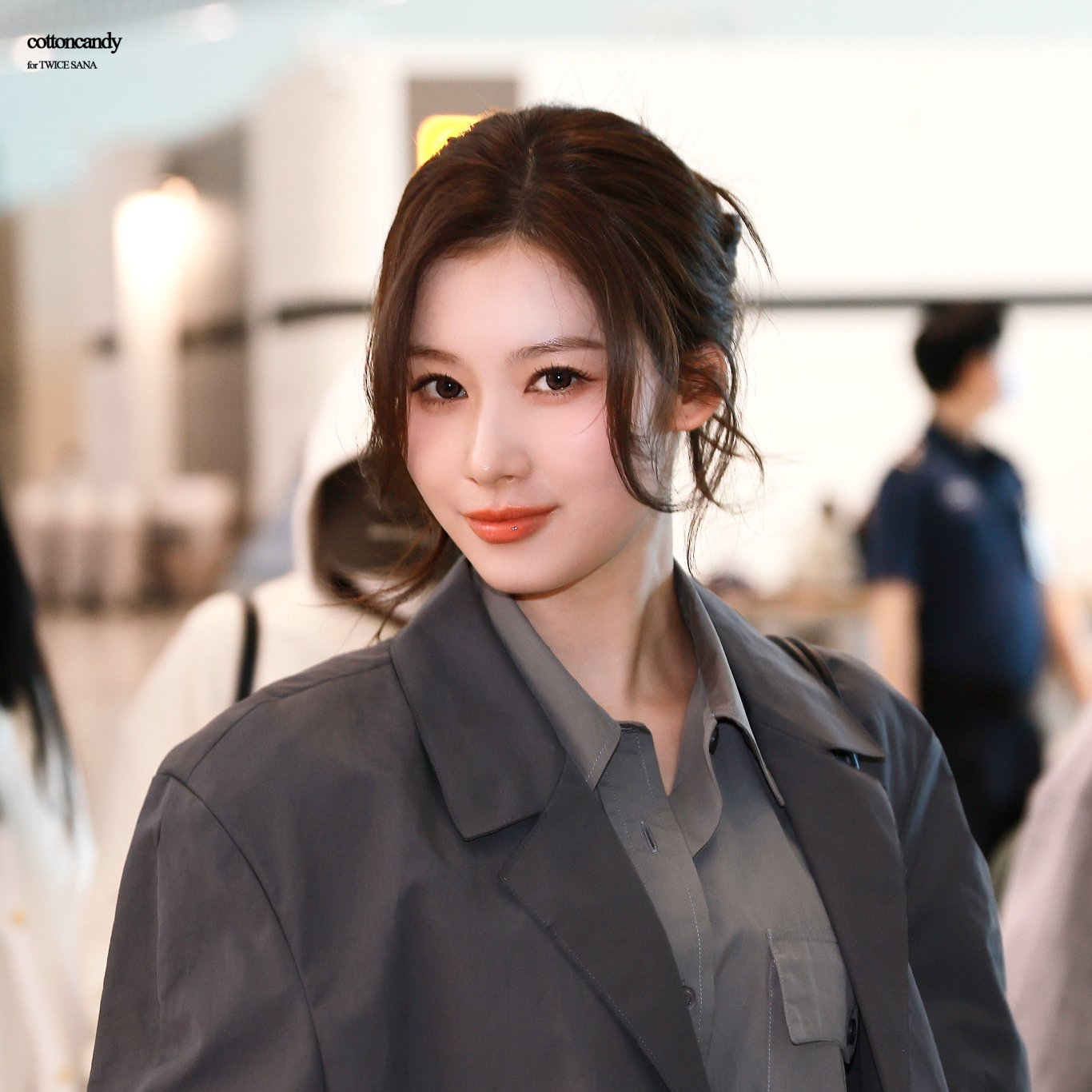 Foto aktivitas terbaru Sana (TWICE)