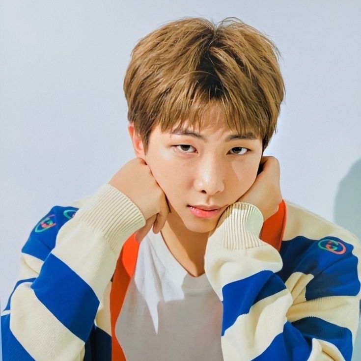 RM (방탄소년단)의 비하인드 컷