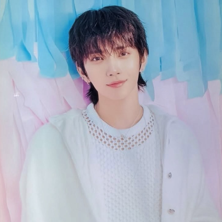 Latest photo of Joshua (SEVENTEEN)
