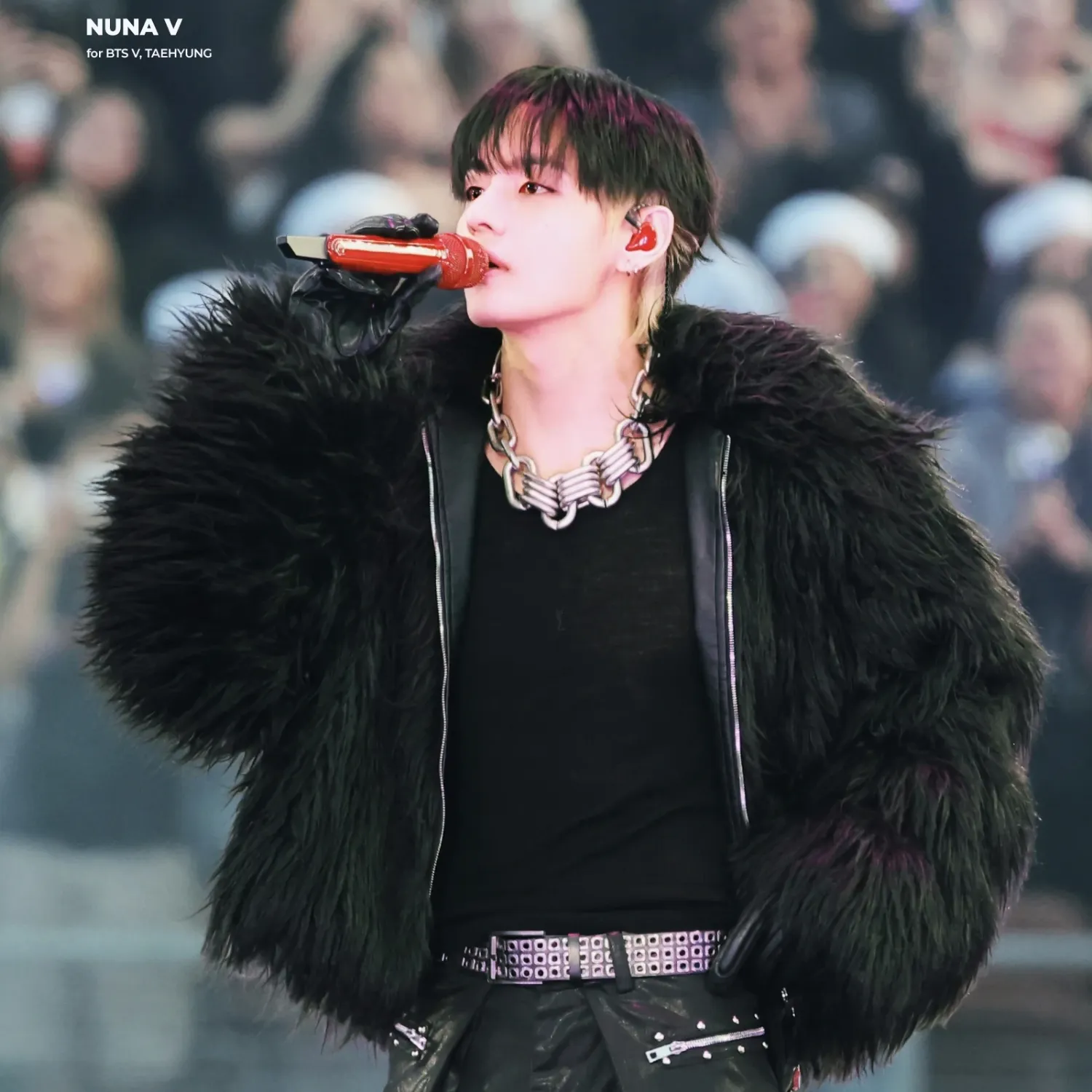Foto aktivitas terbaru V (BTS)