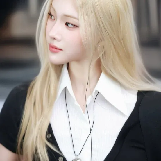 Recent activity shot of Juun (Hearts2Hearts)