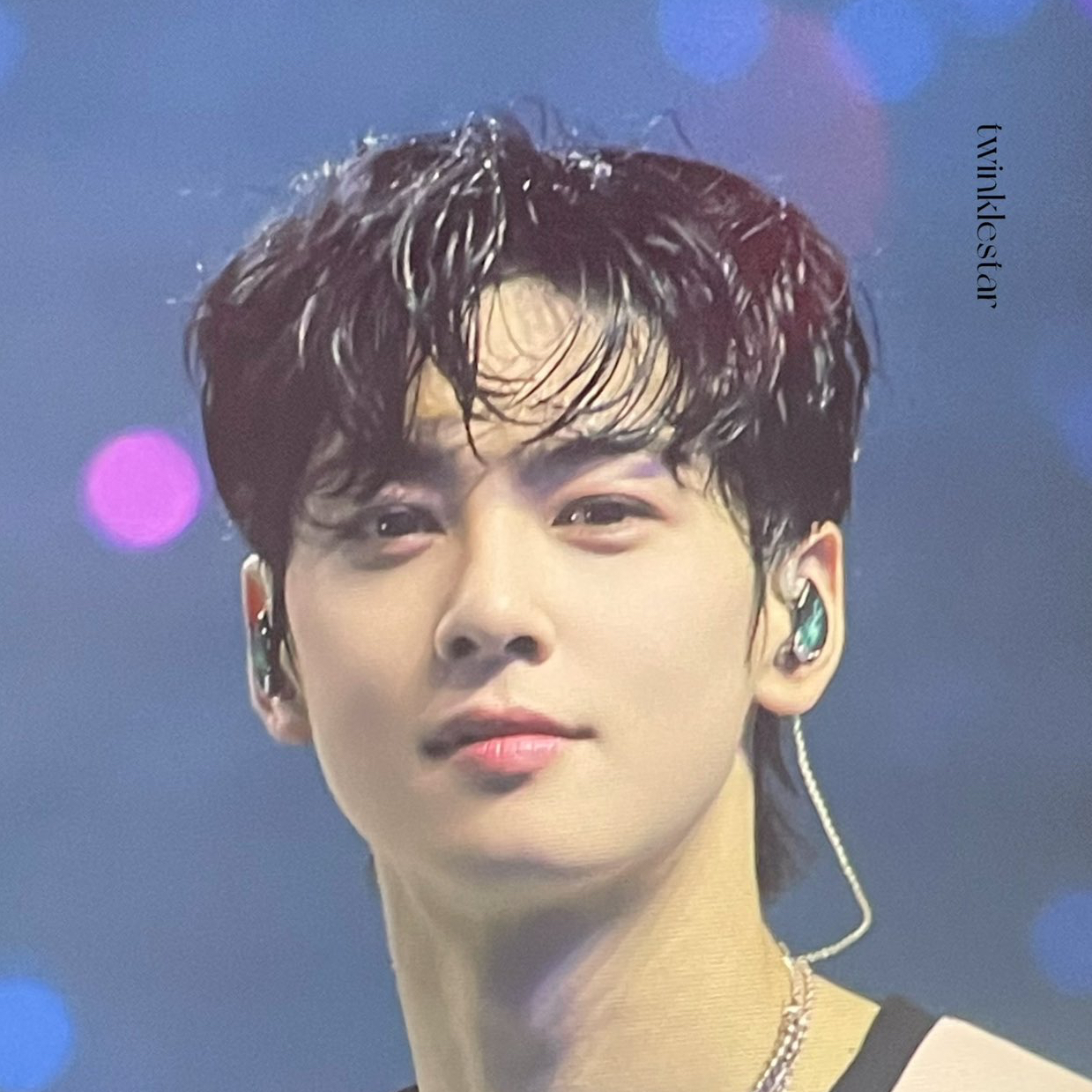 A moment captured by Eunwoo (ASTRO)'s fan