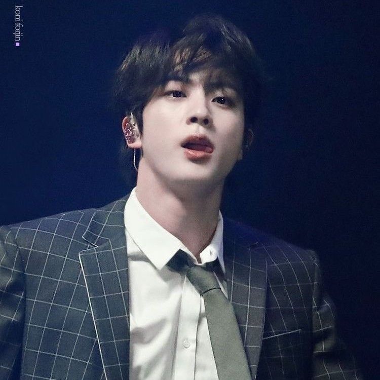 진 (방탄소년단)의 비하인드 컷