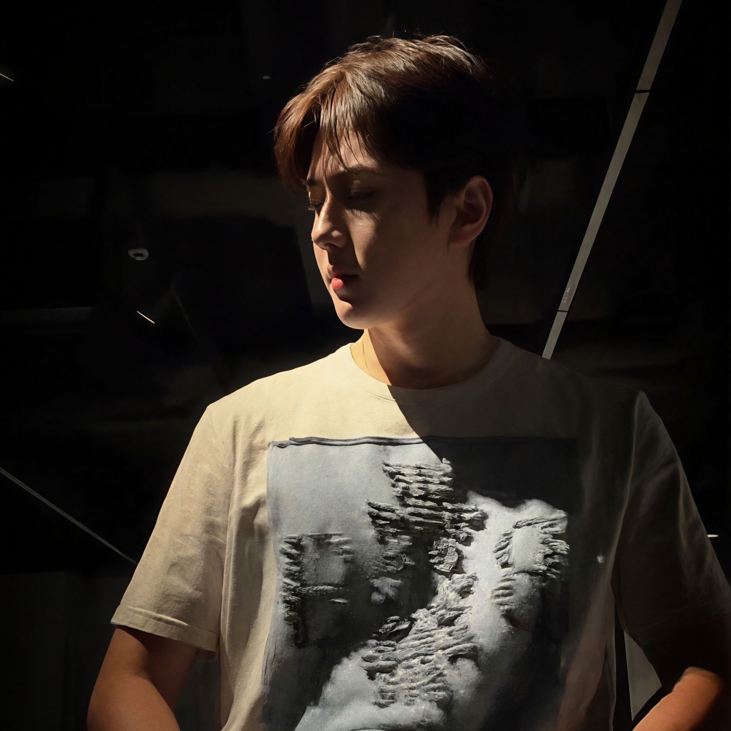 Behind-the-scenes cut of Sehun (EXO)