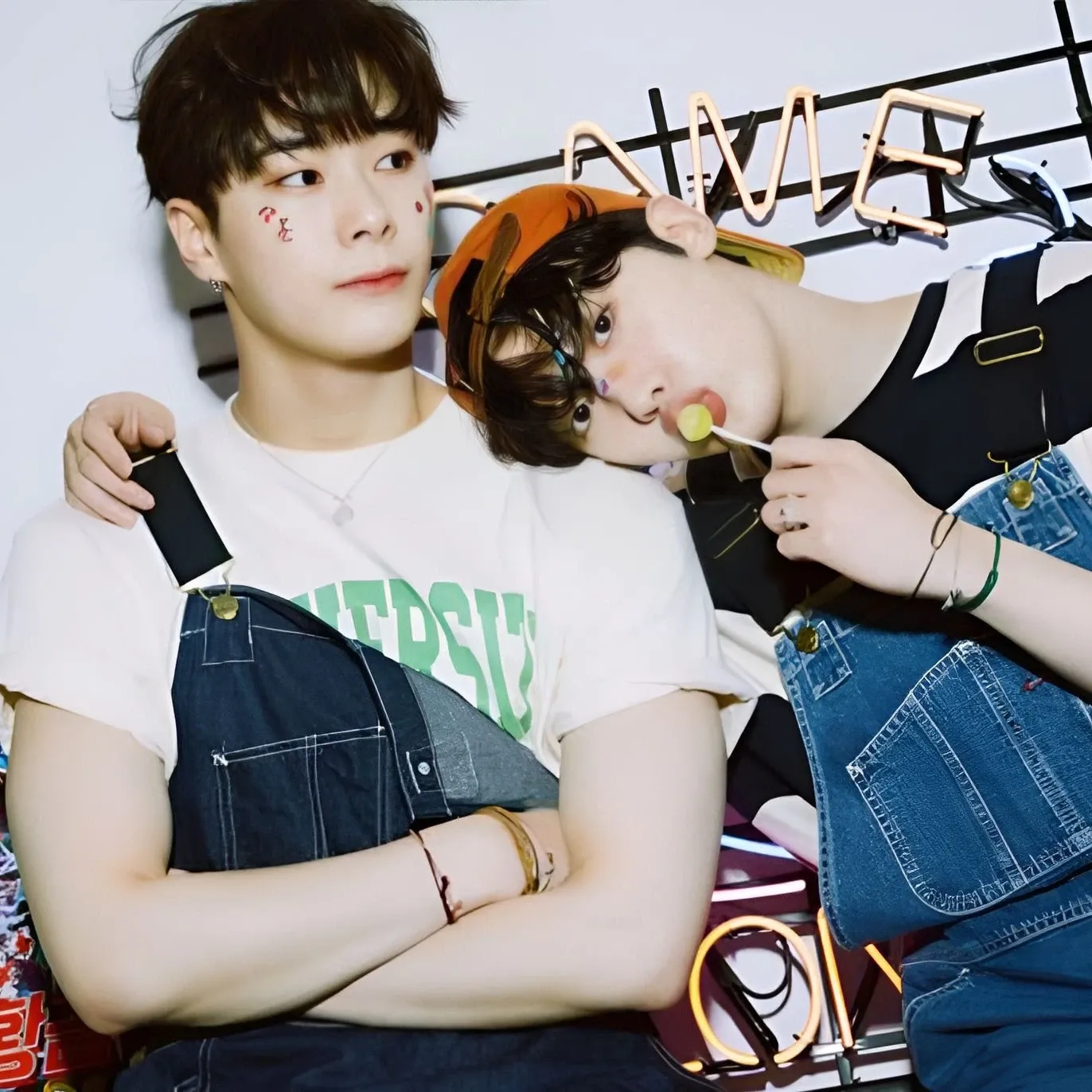 아스트로 최근 활동샷