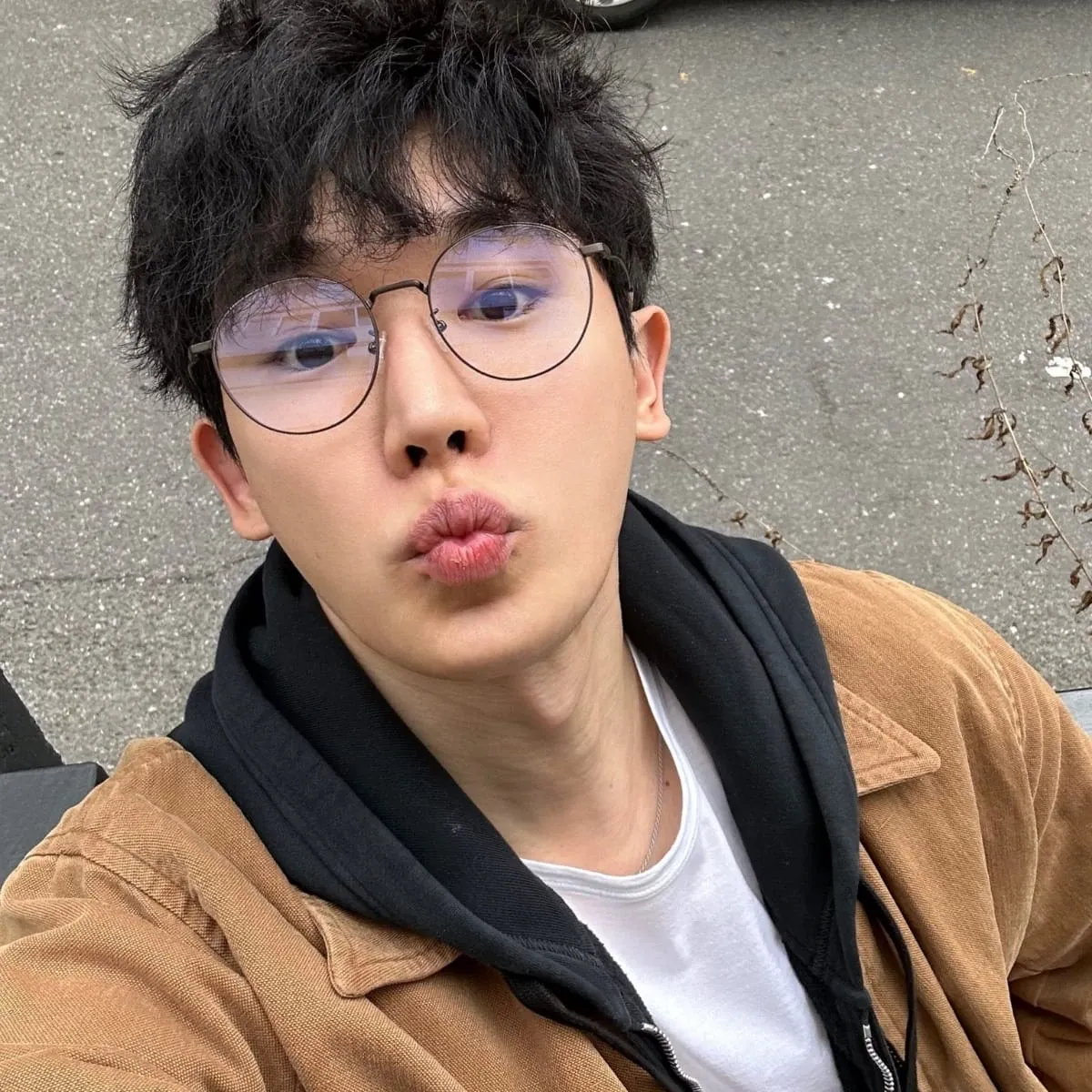 Recent activity shot of Wonho