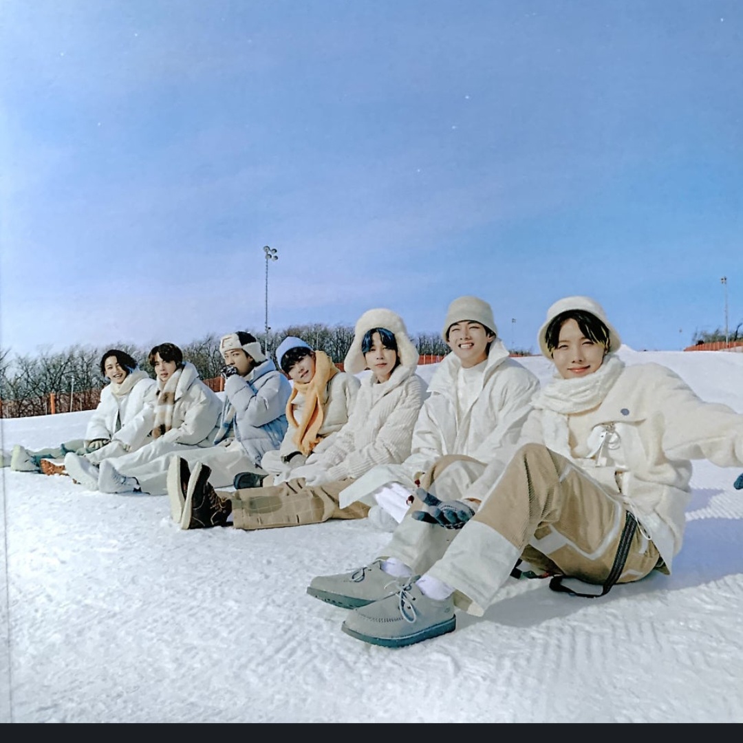 Behind-the-scenes cut of BTS