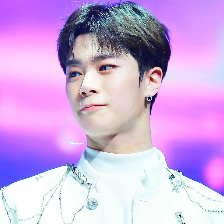 아스트로의 비하인드 컷