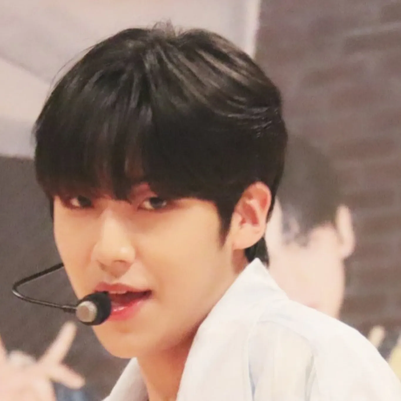 Latest photo of Lee Eunsang (YOUNITE)