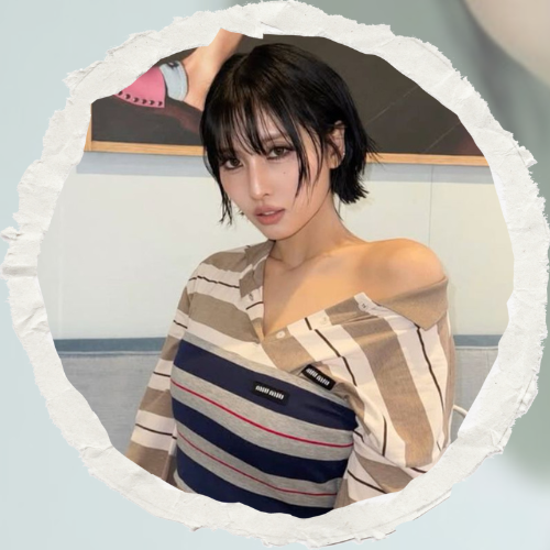 A moment captured by Momo (TWICE)'s fan