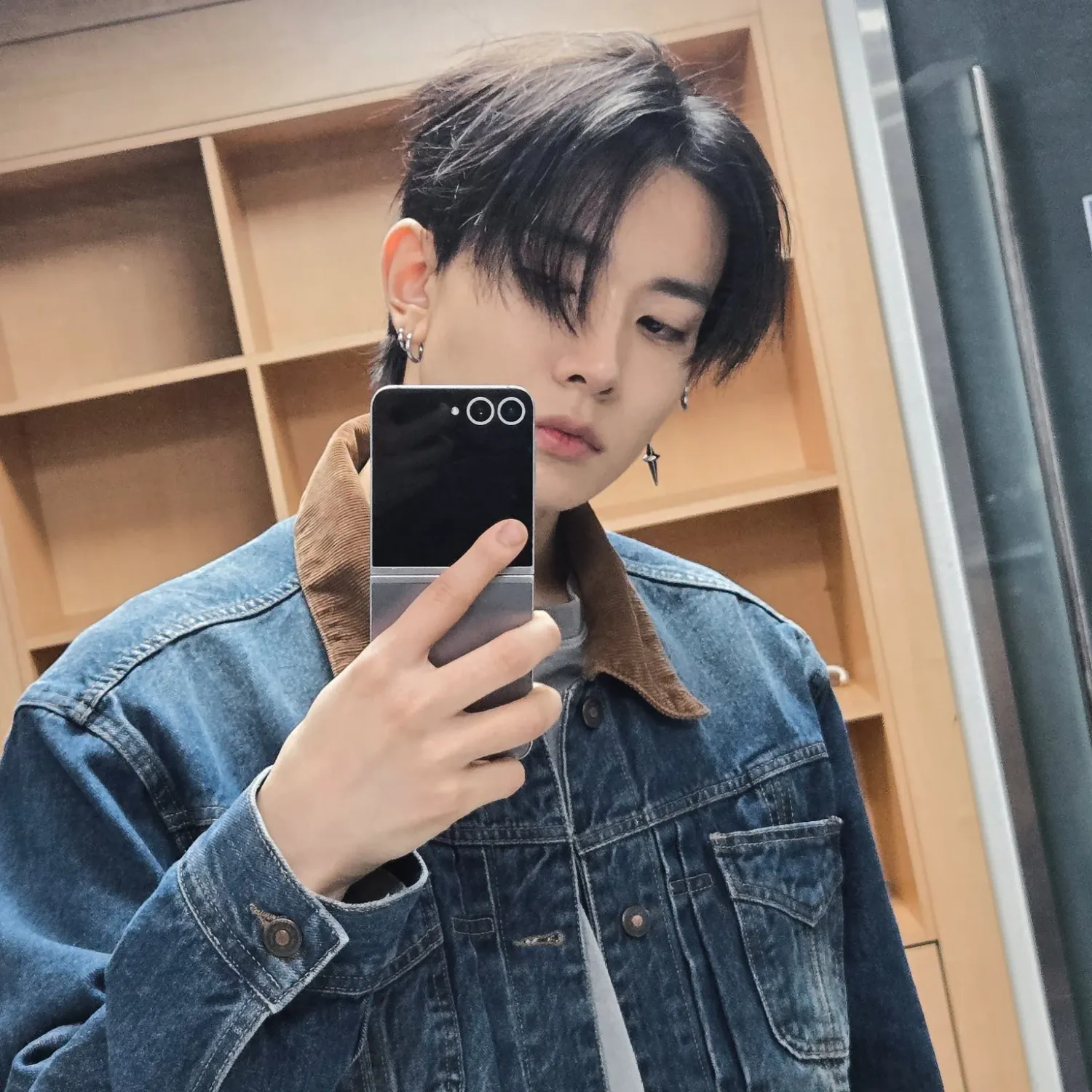 희승의 비하인드 컷