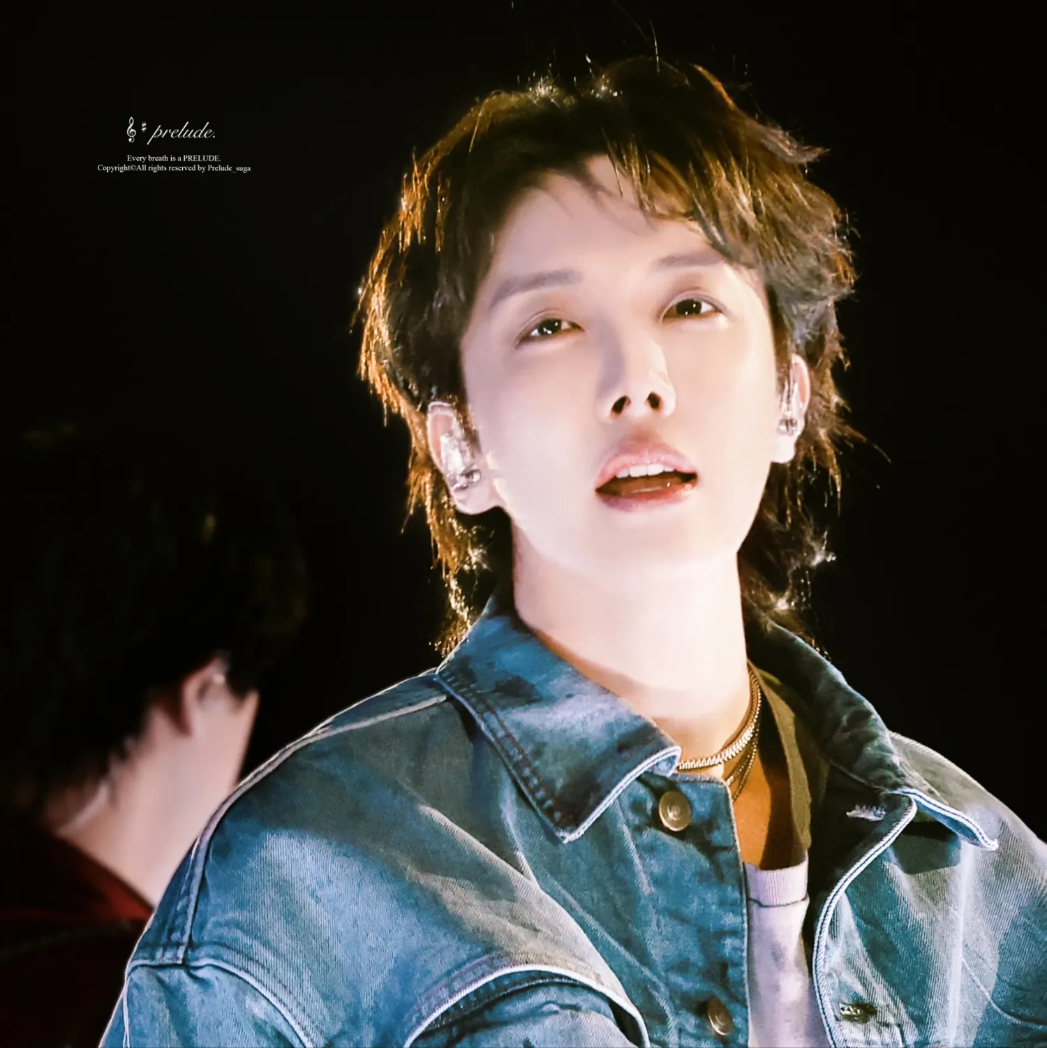 Foto terbaru j-hope (BTS)