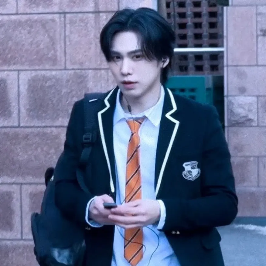 아스트로의 최신 사진