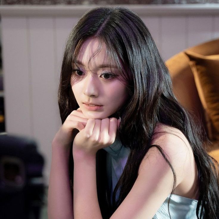 쯔위 (TWICE)의 비하인드 컷